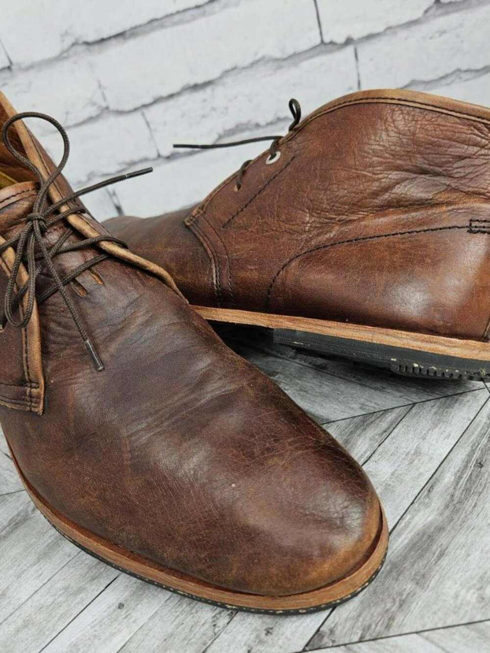 Timberland Boot Company Brown Leather Chukka Boots Mens 10 Lace Up Casual Dressy